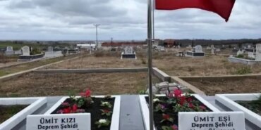 Depremde eşini ve kızını kaybeden Bafralı baba: 'Cenazelerini bulduğumuzda sevindik'