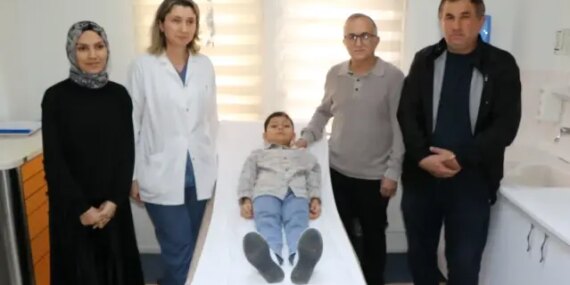 Doğuştan Diyafram Fıtığı Ameliyatı Başarıyla Gerçekleşti