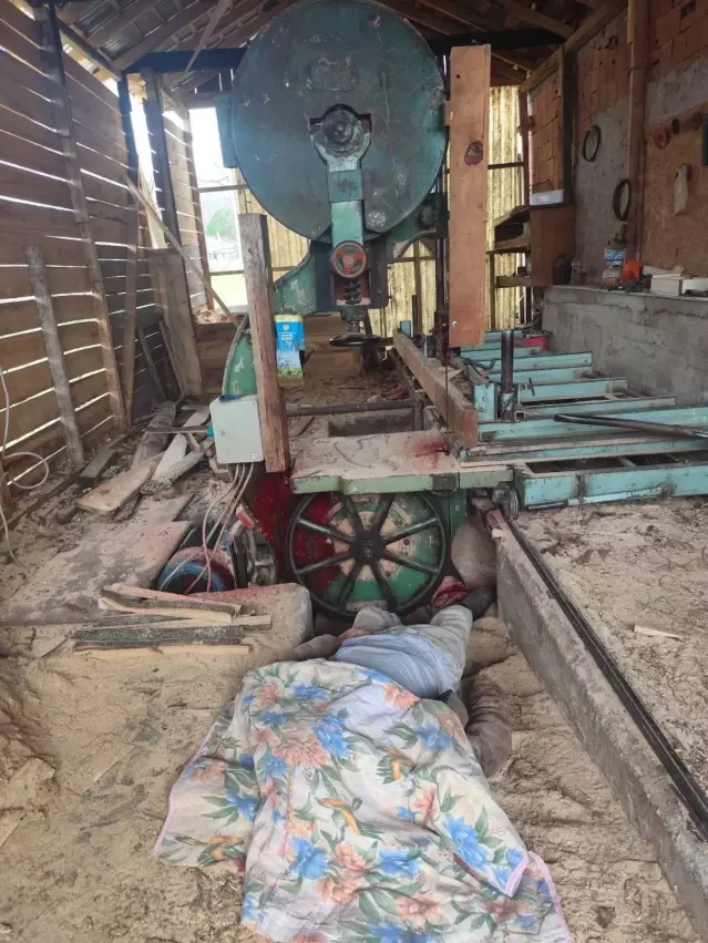 Samsun'da Acı Olay: Adam Şerit Testereye Sıkıştı