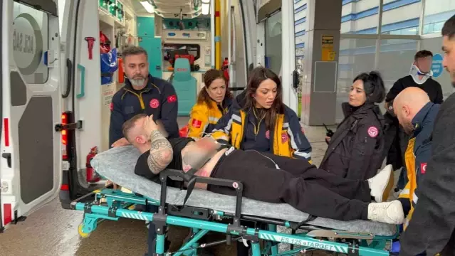 Samsun'da Bıçaklı Kavga: İki Yaralı