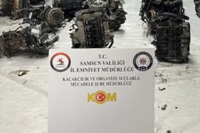 Samsun'da Kaçak 13 Otomobil Motoru Ele Geçirildi