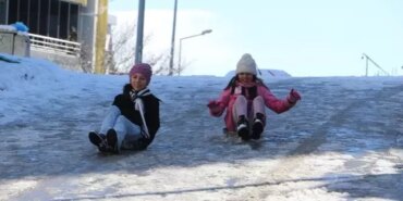 Samsun'da Kar Nedeniyle Okullar Tatil