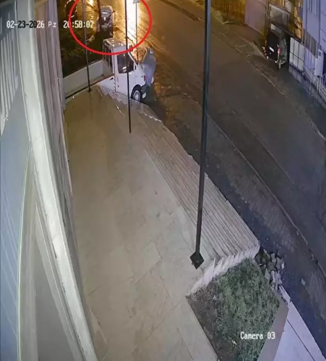 Samsun'da Kontrolden Çıkan Araçta Anne ve Oğlu Yaralandı