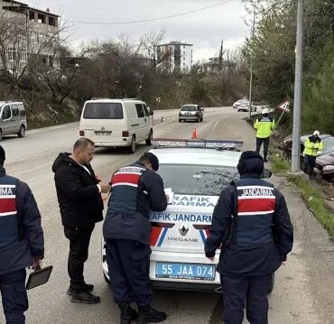 Samsun'da Otomobil Kazası - Son Dakika