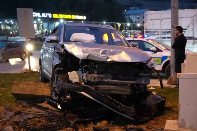 Samsun'da SUV Araçlar Çarpıştı: 2 Yaralı