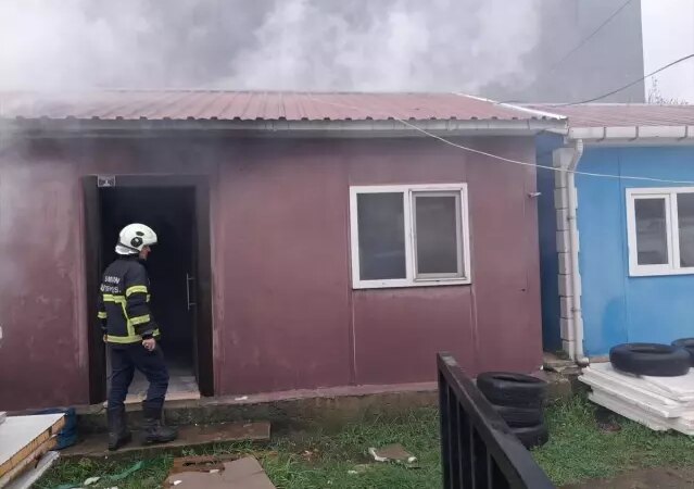 Tekkeköy'de Konteyner Yangını - Son Dakika