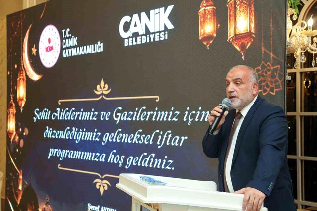 Başkan Sandıkçı: 'Milli ve manevi duyguları güçlü nesiller yetiştirmek bizlerin yegane sorumluluğudur'