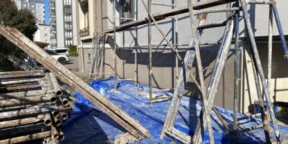 Boyacı 3. Kattan Düştü - Son Dakika