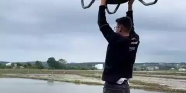 Çiftçi Tarım Dronuyla Uçtu - Son Dakika