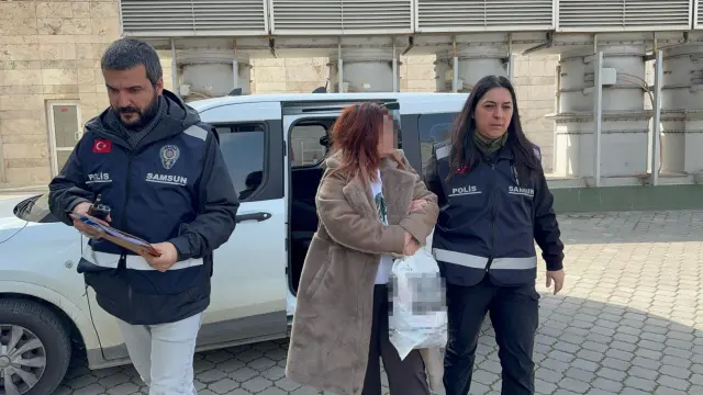 Eski sevgilisini komşusunda görünce rezidansı kana buladı