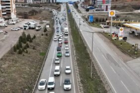 Kırıkkale'de Bayram Dönüşü Trafik Yoğunluğu