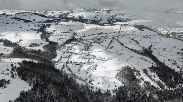 Kızlan Yaylası Karla Kaplandı - Son Dakika