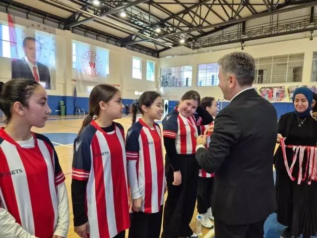Salıpazarı'nda Futsal Turnuvası Sona Erdi