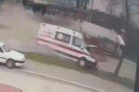 Vakaya giden ambulans kaza yaptı, ölü ve yaralılar var