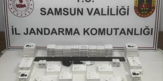 Samsun'da Gümrük Kaçağı Elektronik Ürünler Ele Geçirildi
