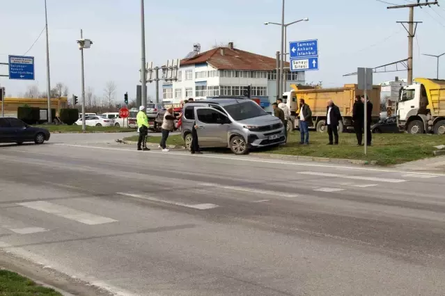 Samsun'da Kırmızı Işık İhlali: 3 Yaralı