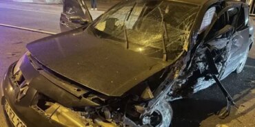 Samsun'da Köprü Korkuluğuna Çarpan Araçta İki Yaralı