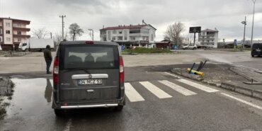 Samsun'da Otomobil Çarpışması Güvenlik Kamerasında