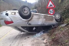 Samsun'da Otomobil Devrildi: 2 Yaralı