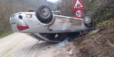 Samsun'da Otomobil Devrildi: 2 Yaralı