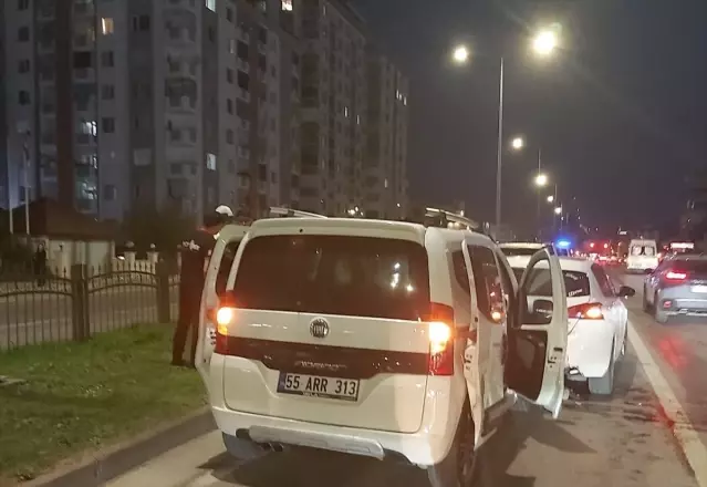 Samsun'da Üç Araçlı Trafik Kazası