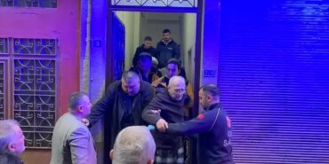 Samsun'da Yangın: İki Kişi Hastaneye Kaldırıldı