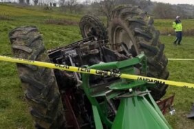 Traktör Devrildi: 1 Ölü 1 Yaralı