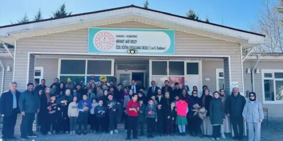Vezirköprü'de Özel Öğrencilerden Anma Programı