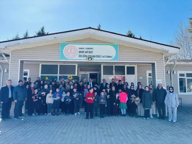 Vezirköprü'de Özel Öğrencilerden Anma Programı