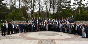 Vezirköprü'de protokol vatandaşla bayramlaştı