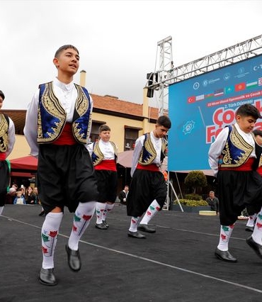 Samsun'da Türk Dünyası Çocuk Festivali