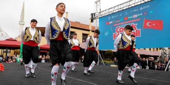 Samsun'da Türk Dünyası Çocuk Festivali