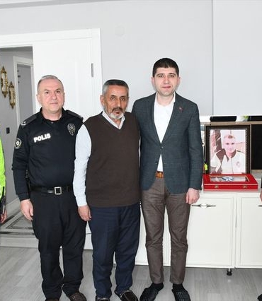 Alaçam'da şehit polis memuru Yusuf Ceylan'ın ailesi ziyaret edildi