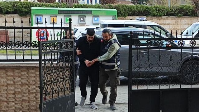 Bafra'da Cinayet Azmettiricisi ve Kardeşi Tutuklandı