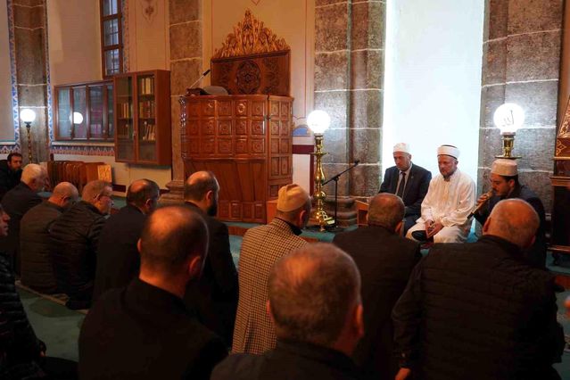 Başbuğ Alparslan Türkeş Samsun'da dualarla anıldı