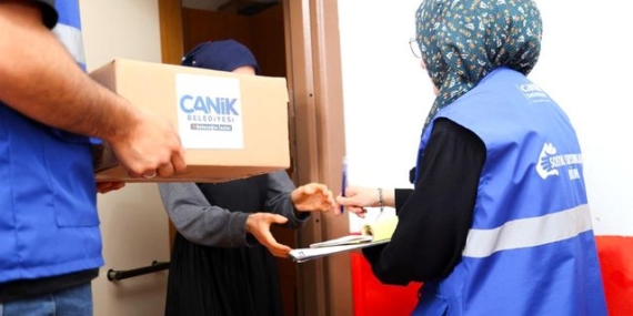 Başkan Sandıkçı: 'Canik'te gönüllere ulaşmaya devam ediyoruz'