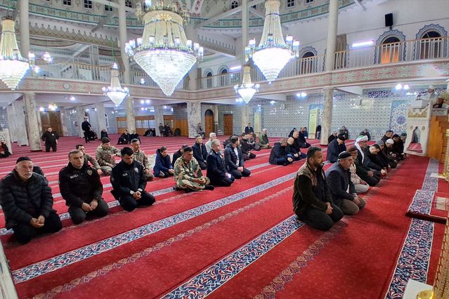 Havza'da şehit polisler için mevlit okutuldu