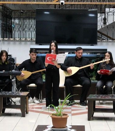 Milli ruh okul duvarlarını aşıp gönüllere dokunuyor