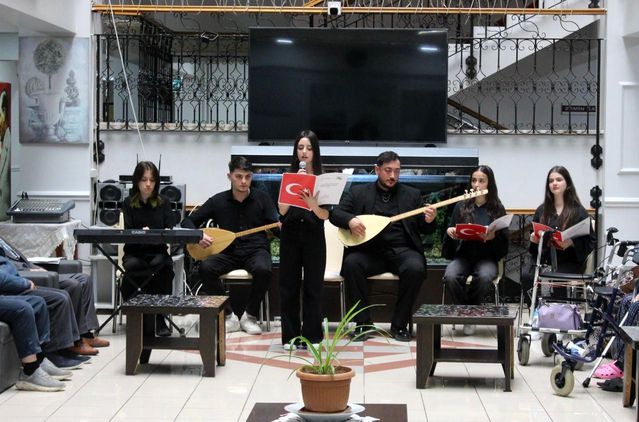 Milli ruh okul duvarlarını aşıp gönüllere dokunuyor