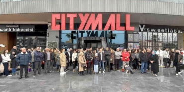Mühürlenen CityMall AVM için basın açıklaması