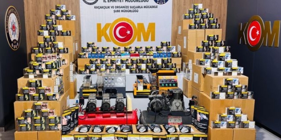 Samsun'da 1 Milyon Kaçak Makaron Ele Geçirildi
