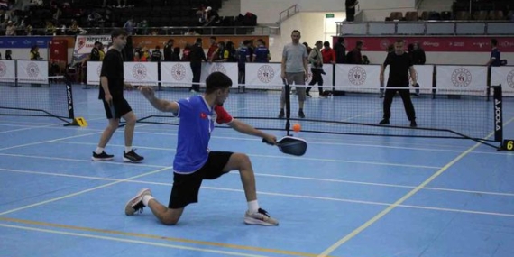 Samsun'da 670 sporcu Pickleball Şampiyonası'nda buluştu