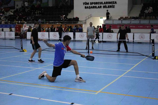 Samsun'da 670 sporcu Pickleball Şampiyonası'nda buluştu