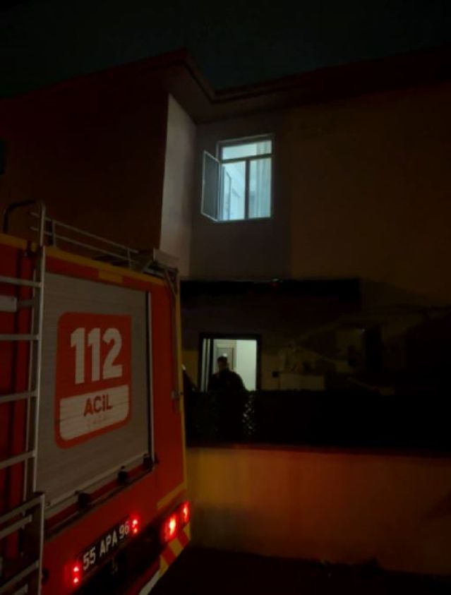Samsun'da Elektrikli Sobadan Yangın: Anne ve Bebeği Hastaneye Kaldırıldı