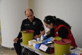 Samsun'da Emniyet'ten Kan Bağışı - Son Dakika