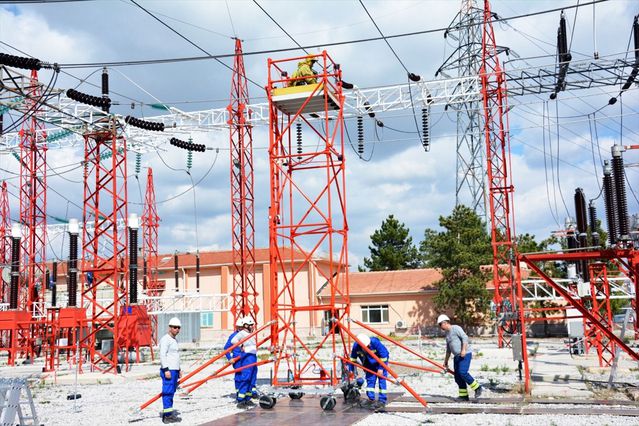 Samsun'da Enerji Altyapı Yatırımları Sürüyor