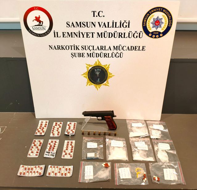 Samsun'da Kaçak Ürünler ve Uyuşturucuya Geçit Yok