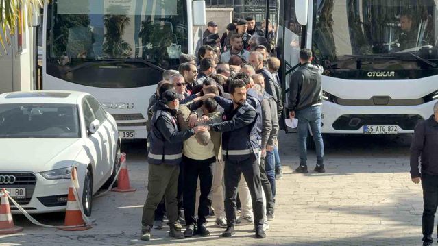 Samsun’da Silahlı Suç Çetesi Çökertildi
