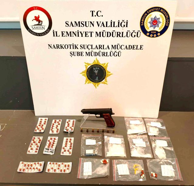 Samsun'da Uyuşturucu ve Silah Ele Geçirildi