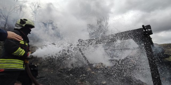 Samsun'da Yangın: 80 Yaşındaki Kadın Hayatını Kaybetti